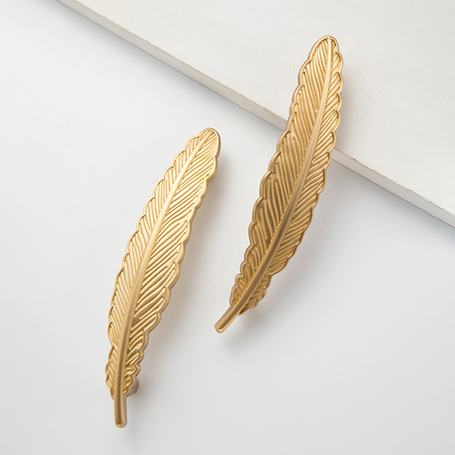 Brass Leaf Shape Drawer Handle